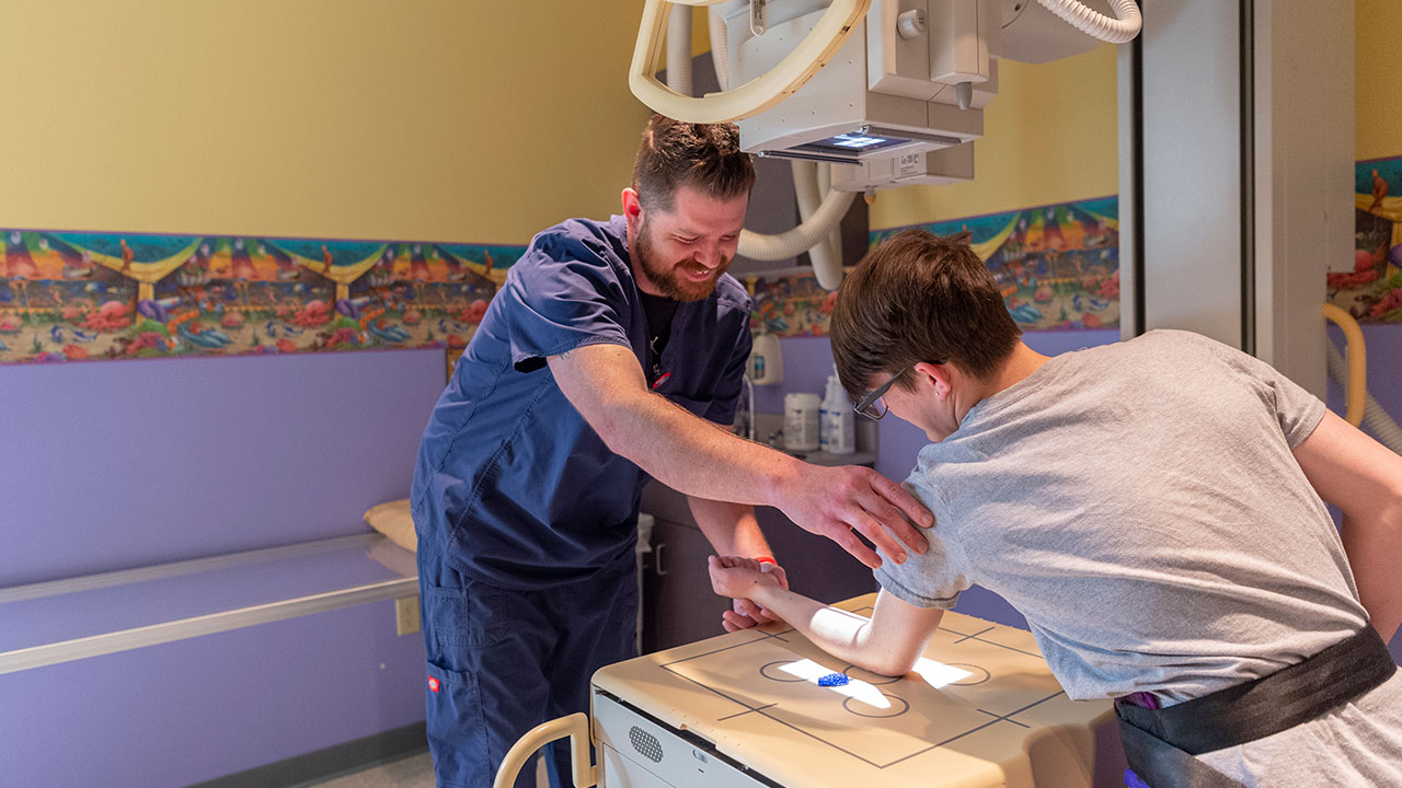 Patient getting an X-ray at Orthopedic Care, Centennial